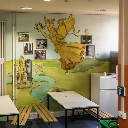 Staycomfort Kreuzberg Хостел *